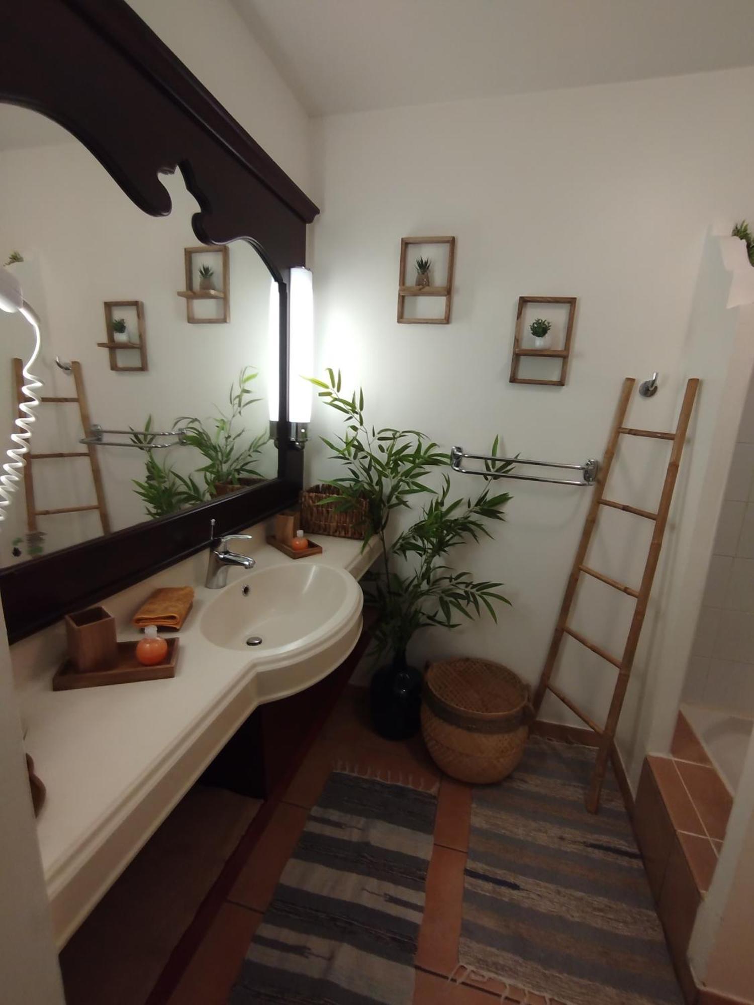Bambou Suite Vue Mer A 50 M De La Plage Et De La Piscine 圣吕斯 外观 照片